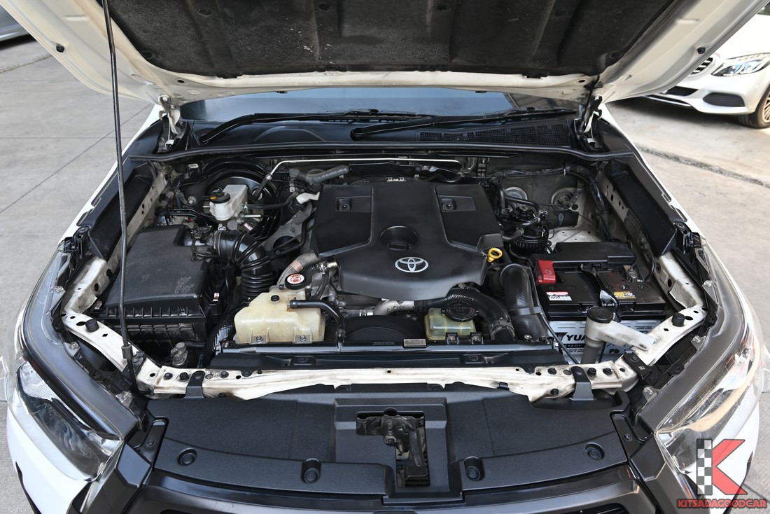 ห้องเครื่องดีเซล 2.4 Toyota (ตามภาพ)