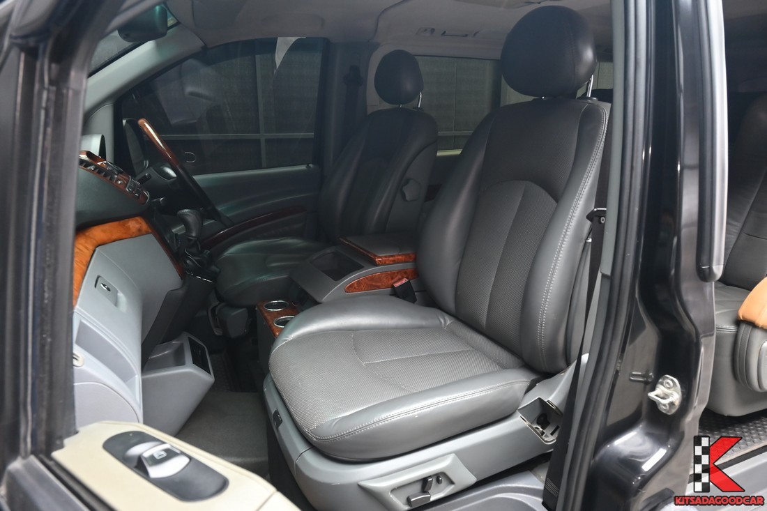 Mercedes-Benz Vito 2.1 W639 115 CDI ปี 2009 รายละเอียดด้านหน้ารถ