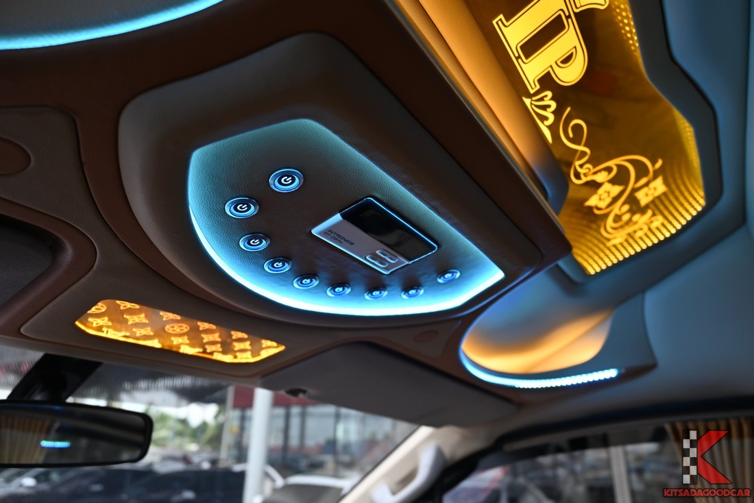 เพดานตกแต่งไฟสไตล์ VIP ใกล้ชิด