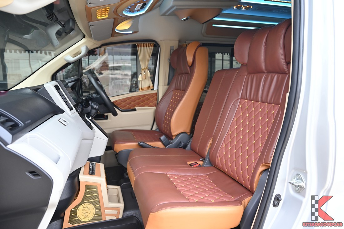 ห้องโดยสารคู่หน้า เบาะ VIP