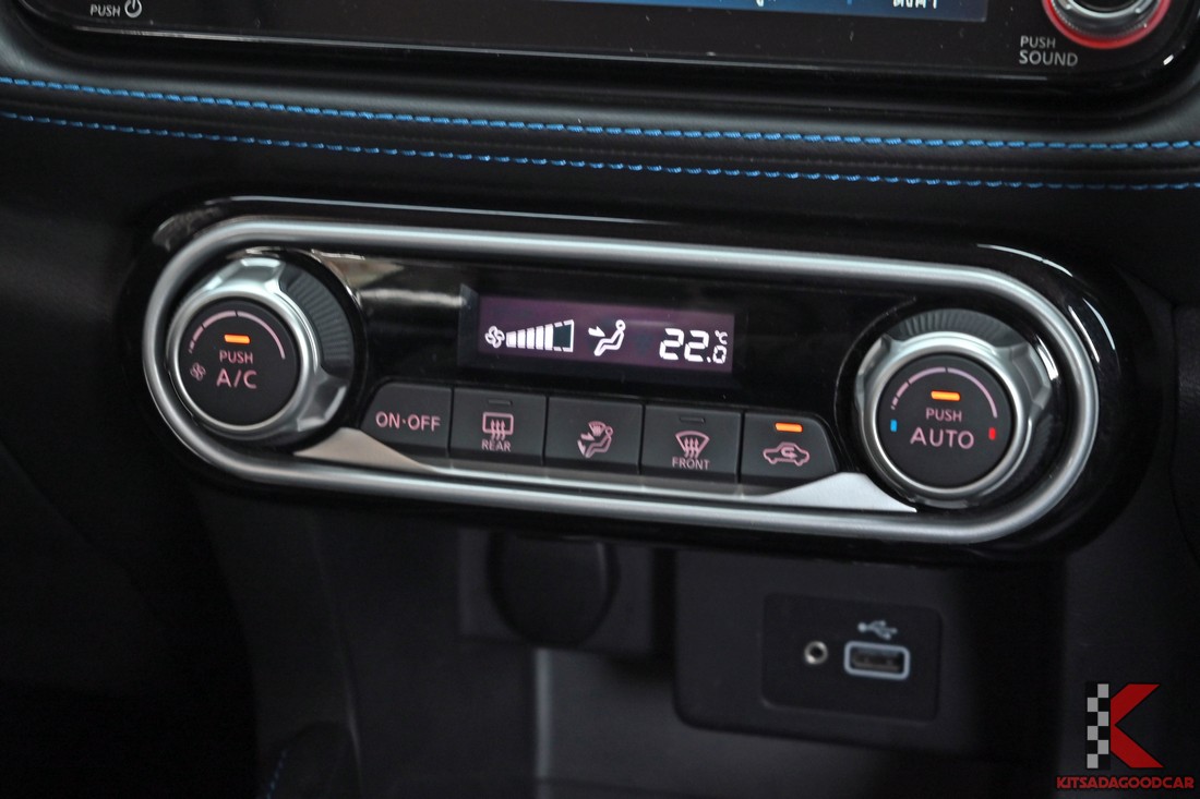 Nissan Kicks e-POWER AUTECH ปี 2023 แผงควบคุมแอร์ดิจิตอล