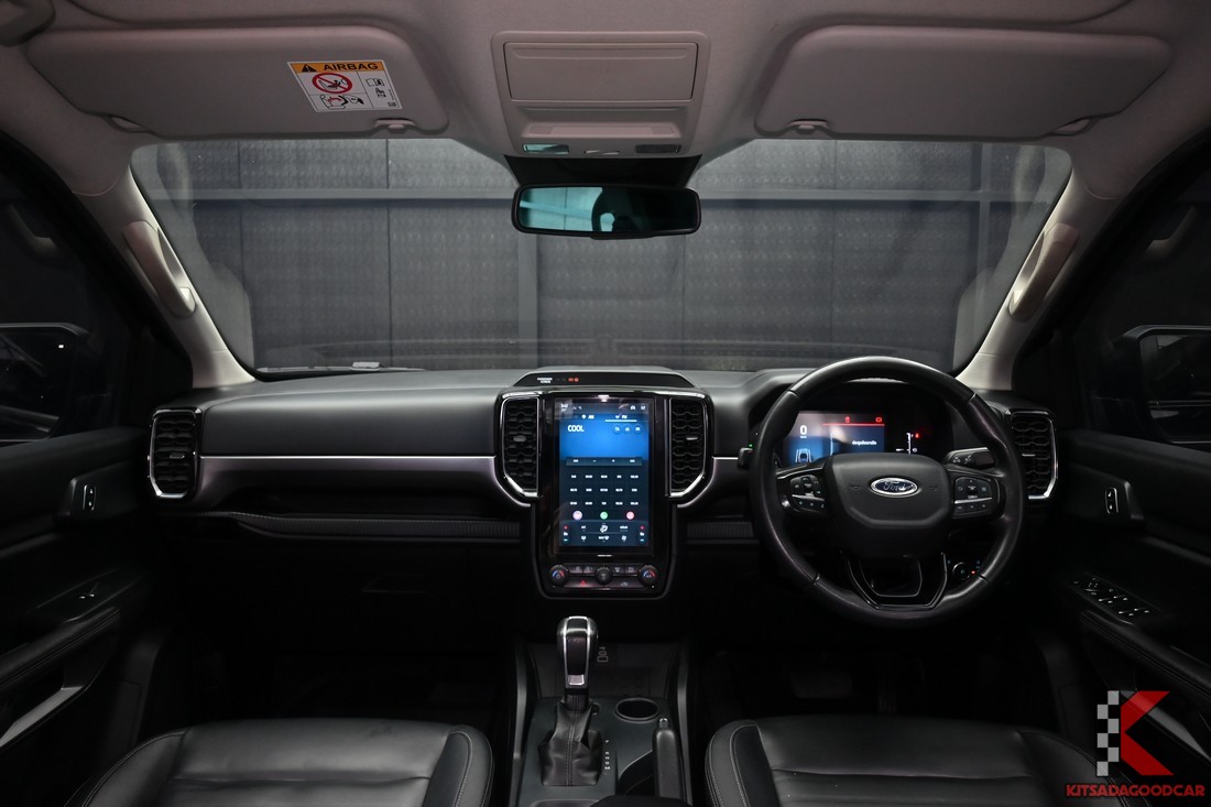 Ford RANGER 2.0 Double Cab Hi-Rider Sport ปี 2023 คอนโซลหน้า