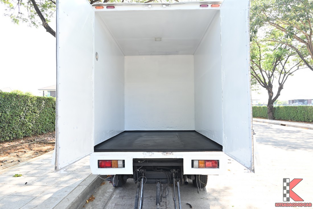 Isuzu D-Max 1.9 SPARK ปี 2019 มือสอง ภายในตู้บรรทุก