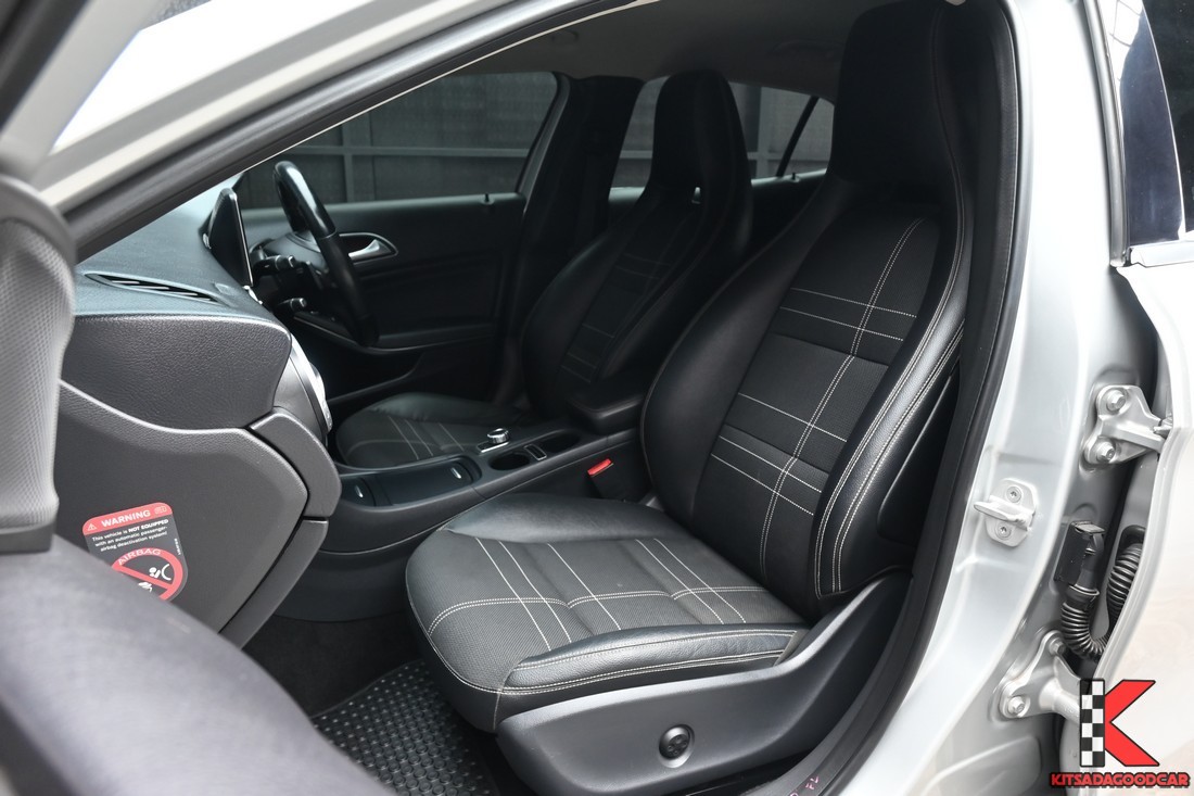 Benz GLA200 W156 Urban 2015 มือสอง ล้ออัลลอย