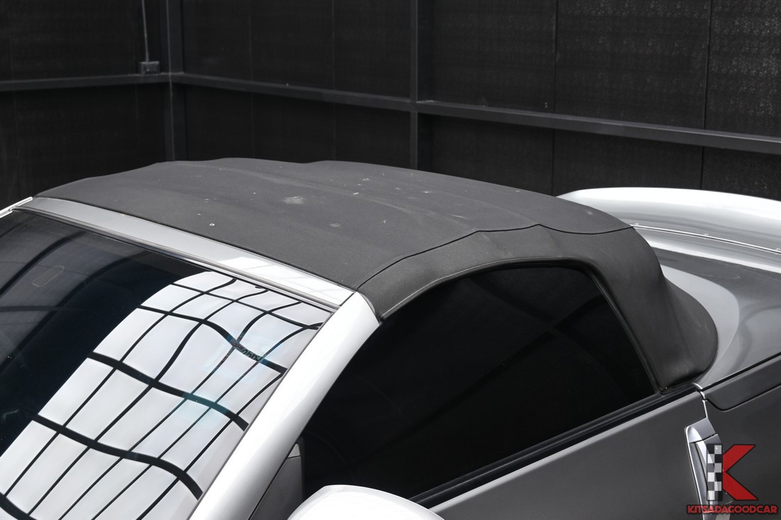 Nissan 350Z 3.5 V6 Convertible AT ปี 2010 ห้องเครื่องเบนซิน V6 3.5 ลิตร