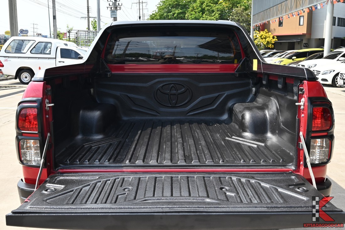 Toyota HILUX REVO Rocco 2018 มือสอง รูปที่ 7
