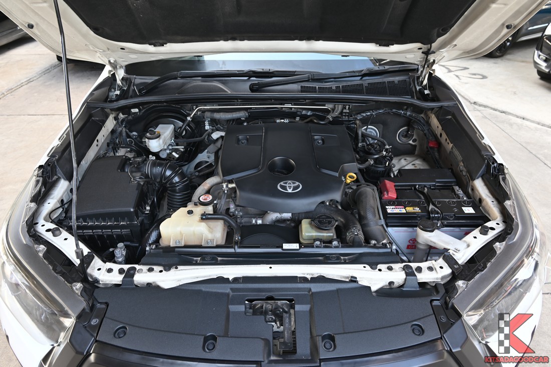 ห้องเครื่อง Toyota HILUX REVO 2.4 ดีเซล ปี 2022