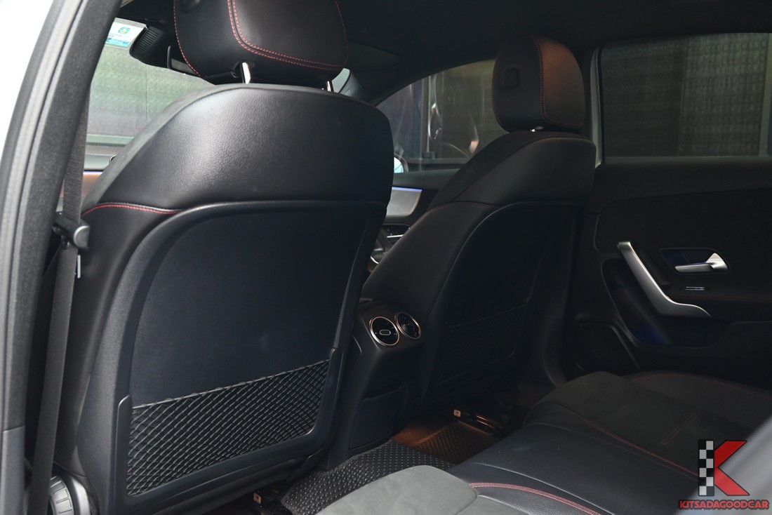 Mercedes-Benz A200 AMG Dynamic 2020 มือสอง กล้องถอยหลังและระบบช่วยจอด