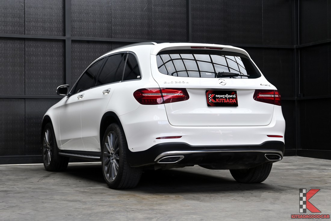 Mercedes-Benz GLC250d W253 AMG Dynamic ปี 2017 มุมตัวรถ