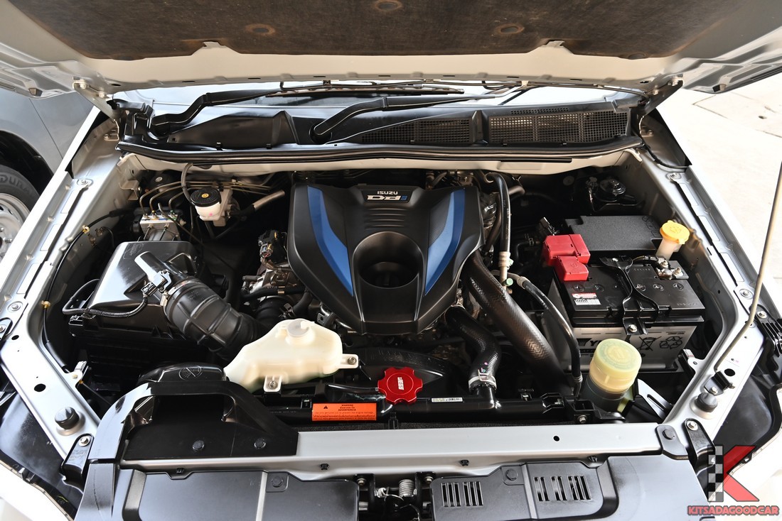 ห้องเครื่อง ดีเซล 3.0 เทอร์โบ Ddi Blue Power