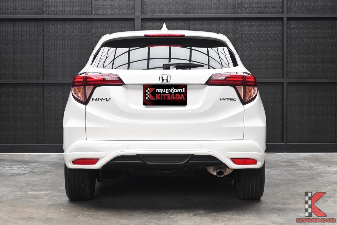 Honda HR-V 1.8 EL ปี 2018 สีขาว รหัส DBCC ภาพคันจริงลำดับ 4