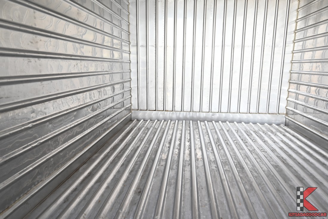 ภายในตู้แช่เย็น Toyota Hilux Revo 2.4 ปี 2022