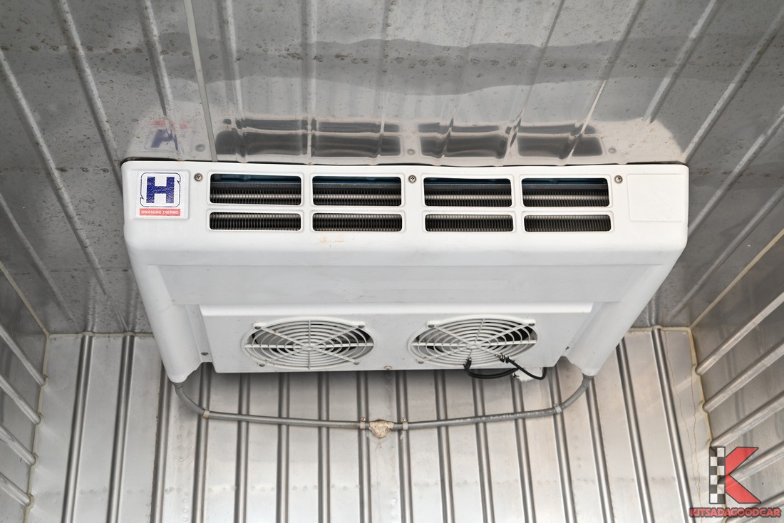 เบาะนั่งภายใน Toyota Hilux Revo Single Cab 2022