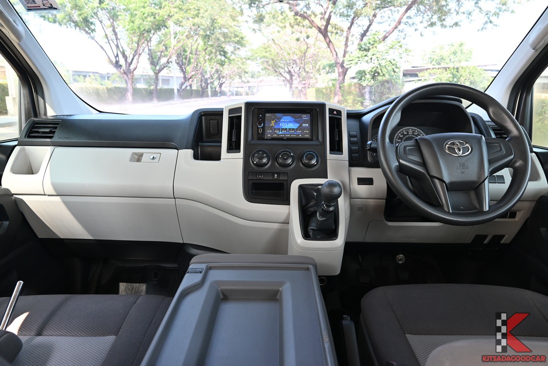 รูป Toyota Hilux Revo มุมที่ 14