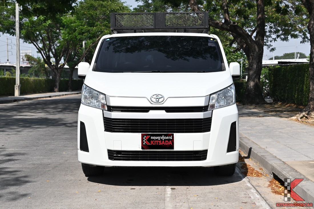 รูป Toyota Hilux Revo มุมที่ 2