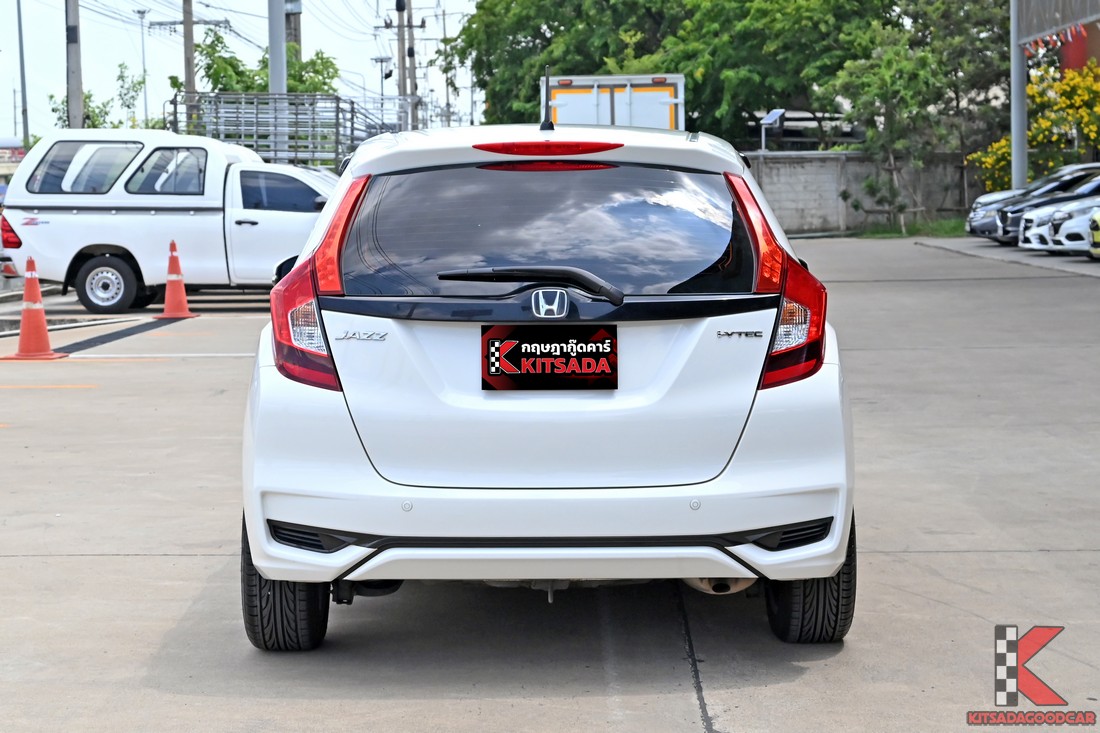 Honda JAZZ 1.5 S 2018 มือสอง ด้านท้าย