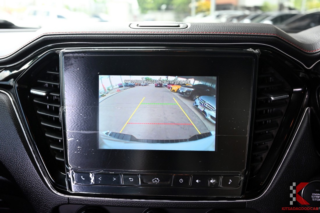 Isuzu D-MAX X-Series Hi-Lander Z 2022 มือสอง เบาะหน้าโทนดำแดง