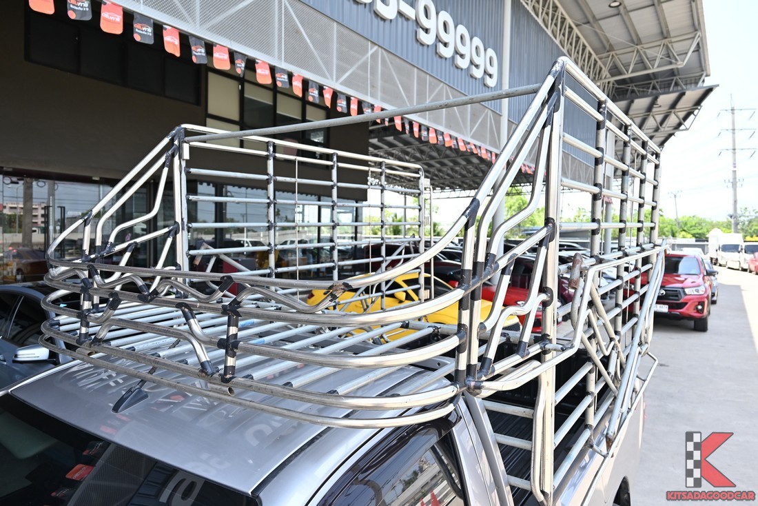 Toyota HILUX REVO 2021 แผงคอนโซลหน้า