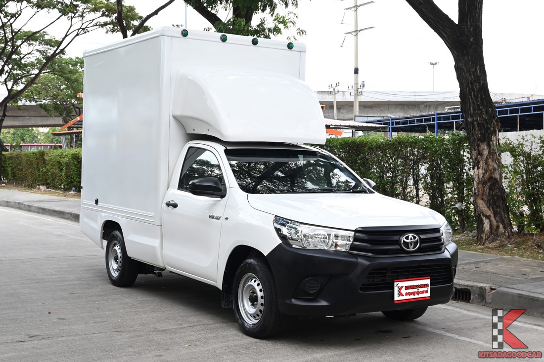 Toyota Hilux Revo 2.4 Single Cab J Plus ปี 2018 รถกระบะตู้ทึบ สีขาว มุมหน้าเฉียง