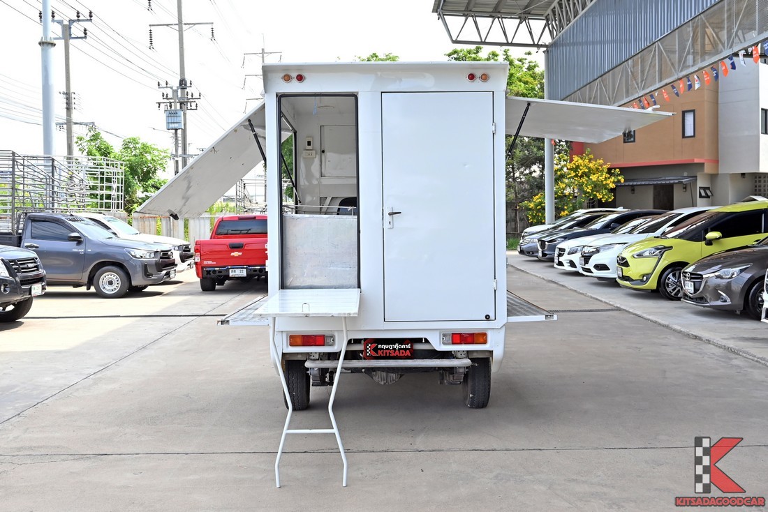 Suzuki CARRY 1.6 Food Truck ปี 2018 ด้านท้ายรถ