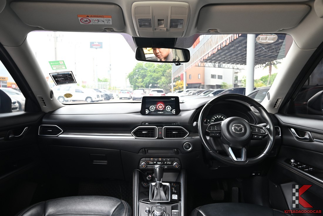 Mazda CX-5 2.0 SP 2022 มือสอง พวงมาลัยและหน้าปัด