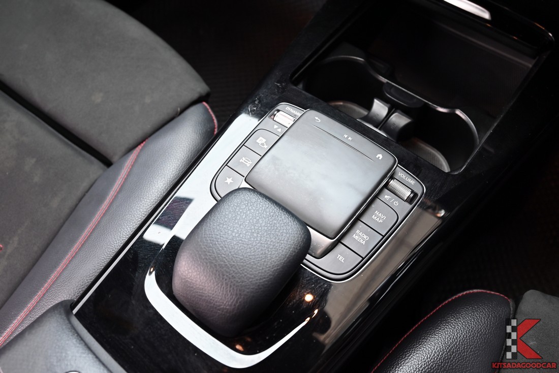 Mercedes-Benz A200 AMG Dynamic 2021 มือสอง เบาะคู่หน้าไฟฟ้า