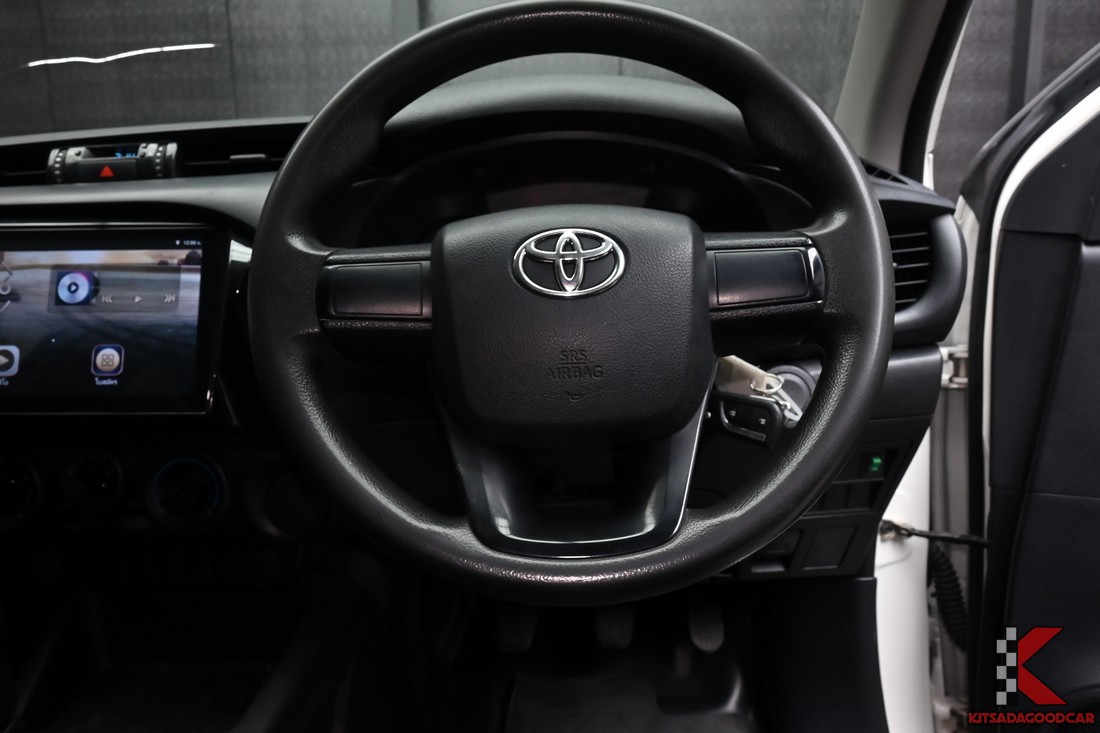 เบาะนั่ง Toyota HILUX REVO 2.4 Entry 2023