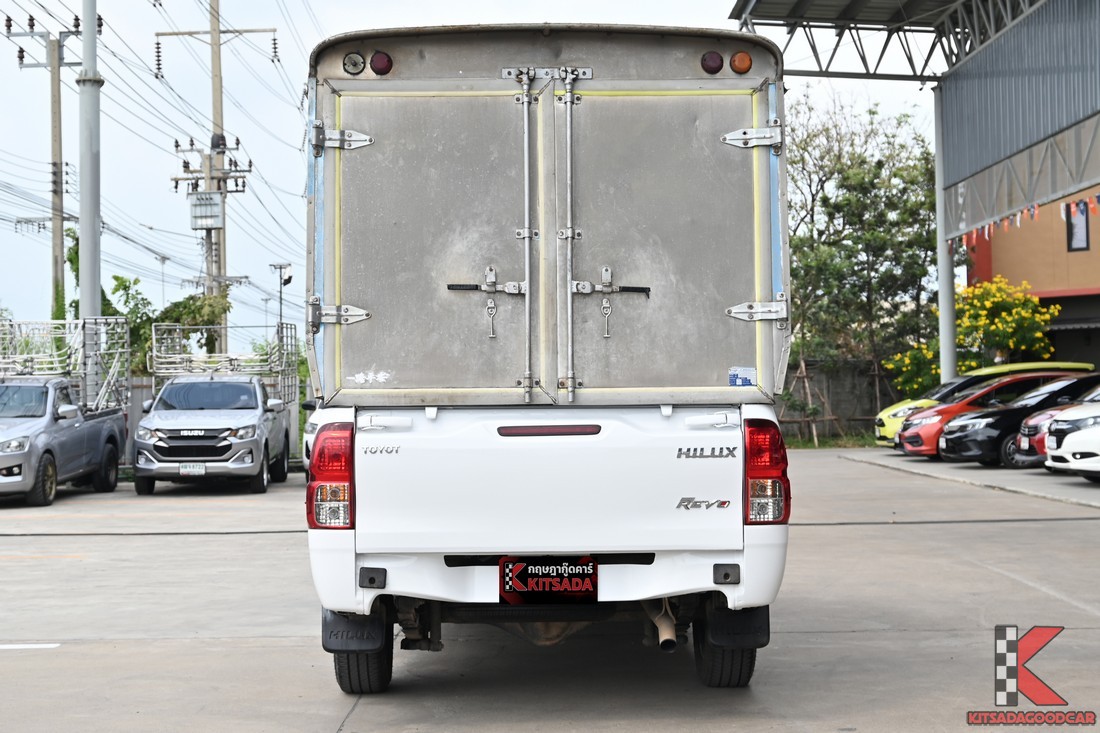 Hilux Revo 2023 ด้านหลังตู้ทึบ