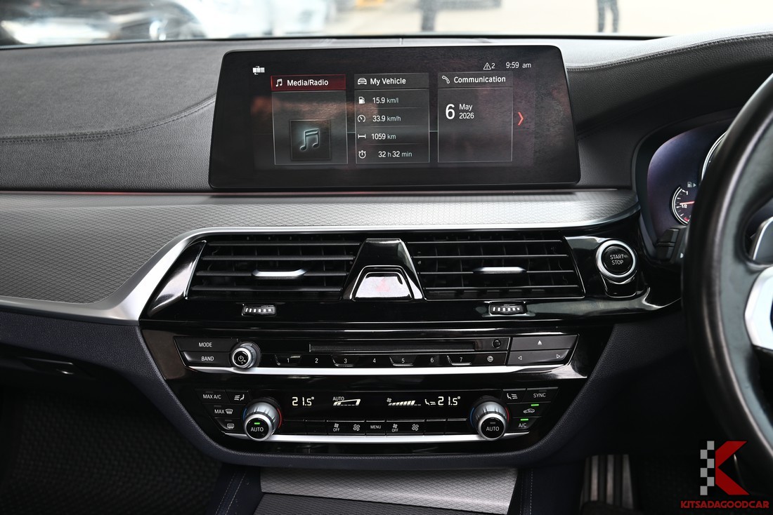 BMW 530e G30 M Sport ปี 2018 พวงมาลัย M Sport