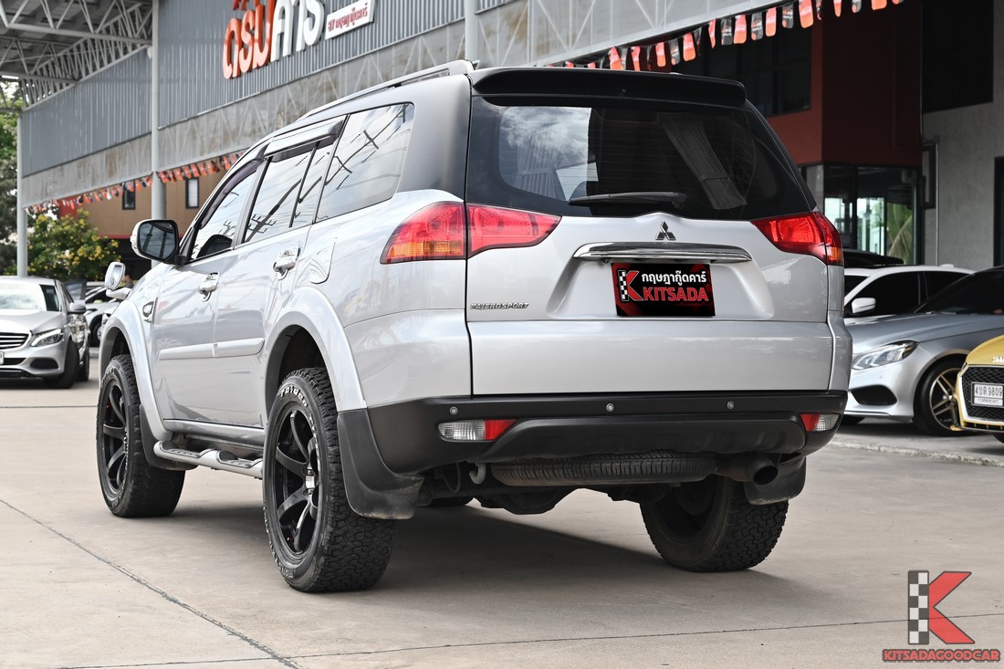Mitsubishi PAJERO SPORT GT 4WD 2012 มือสอง มุมด้านข้างหน้า