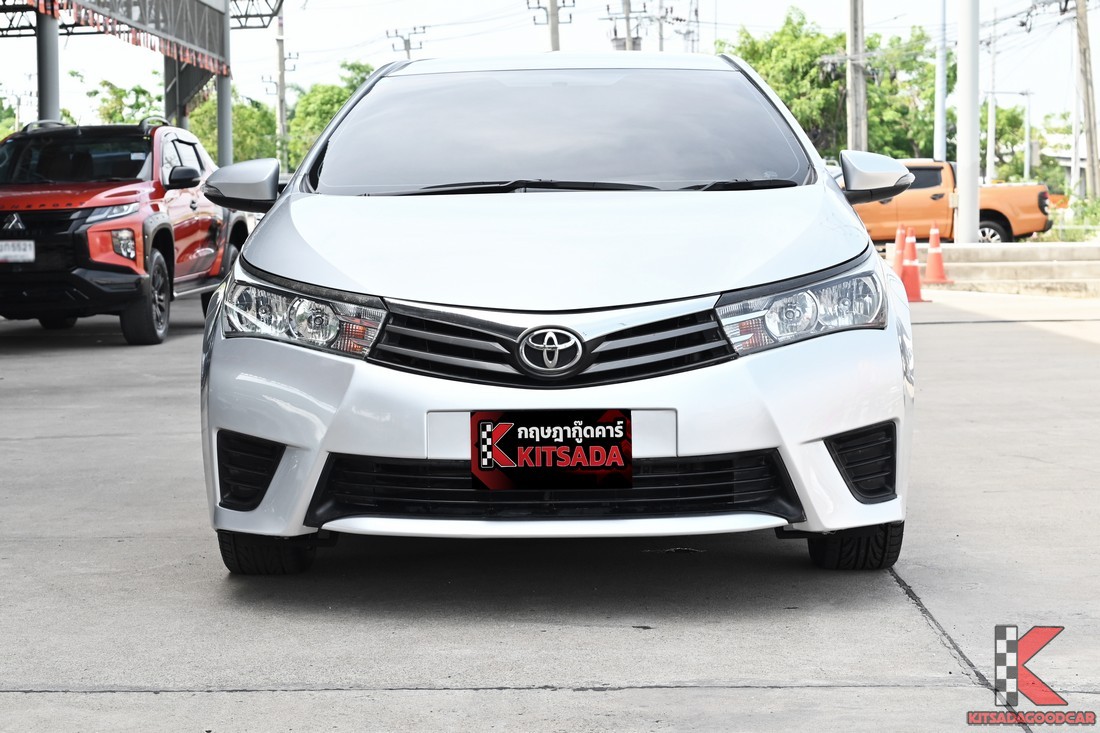 Toyota Corolla Altis 2014 มือสอง มุมหน้าตรง