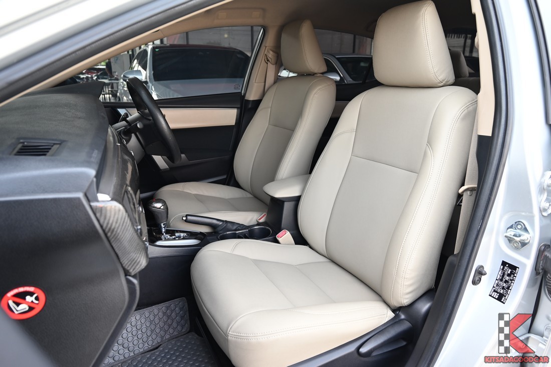 Toyota Corolla Altis 2014 มือสอง ล้อและด้านข้างรถ