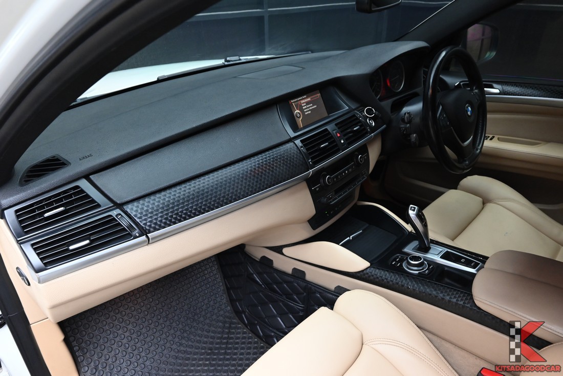 BMW X6 3.0 E71 xDrive30d ปี 2014 ห้องโดยสารด้านหน้า