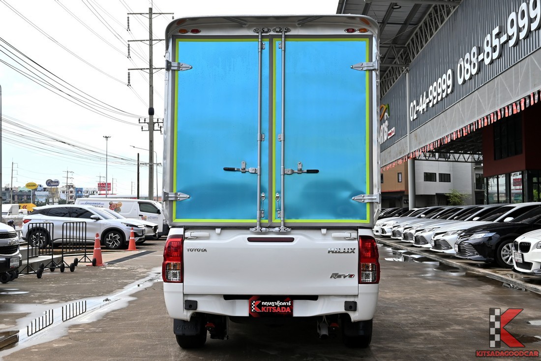 Toyota Hilux Revo 2023 ตู้ทึบ มุมท้ายตรง ประตูตู้