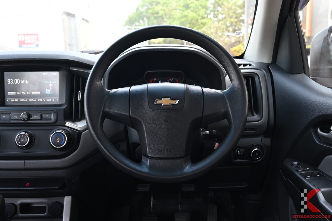 หน้าจอวิทยุและชุดปรับอากาศ