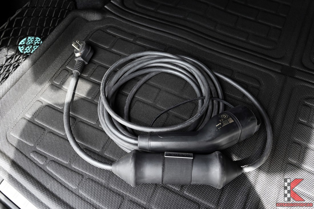 สายชาร์จปลั๊กอินไฮบริด Volvo