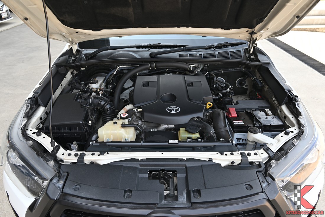 ห้องเครื่องดีเซล 2.4 เทอร์โบ Toyota