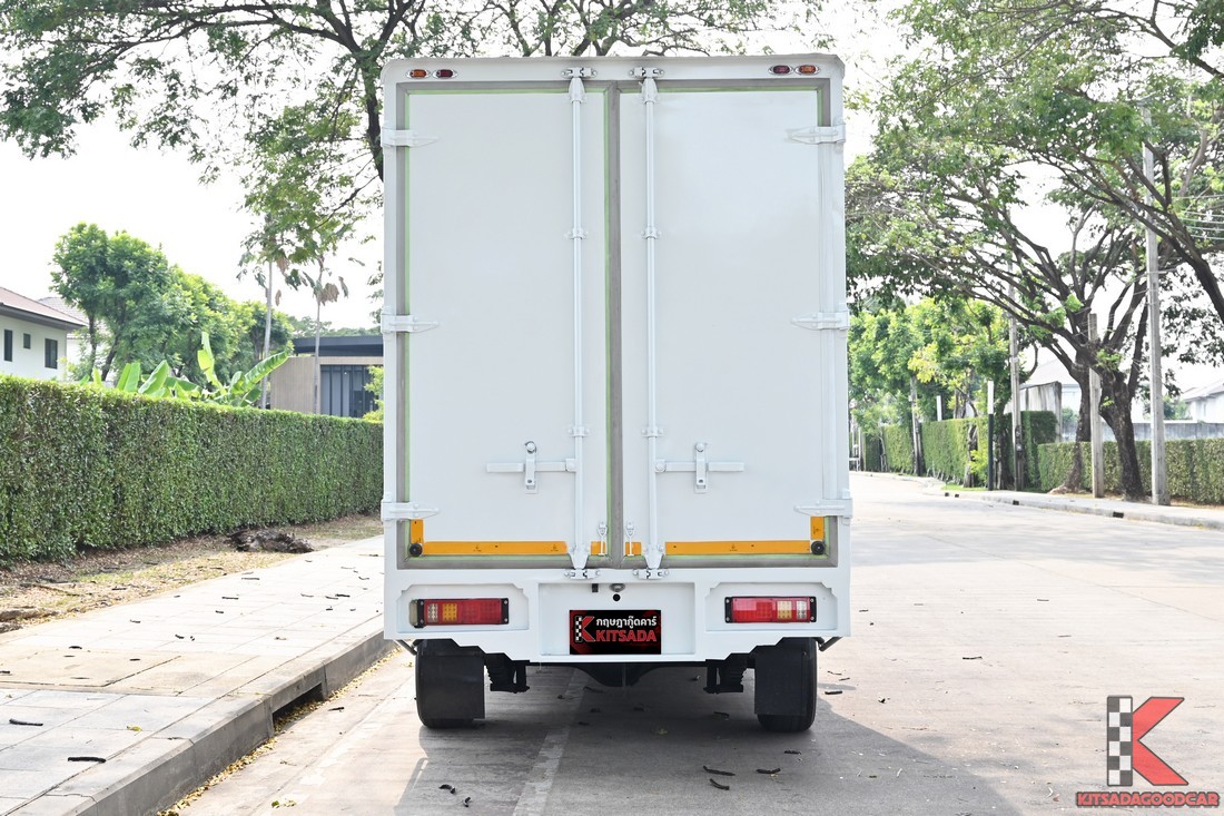 Isuzu D-MAX 2018 ด้านหลัง ตู้ทึบคู่บาน