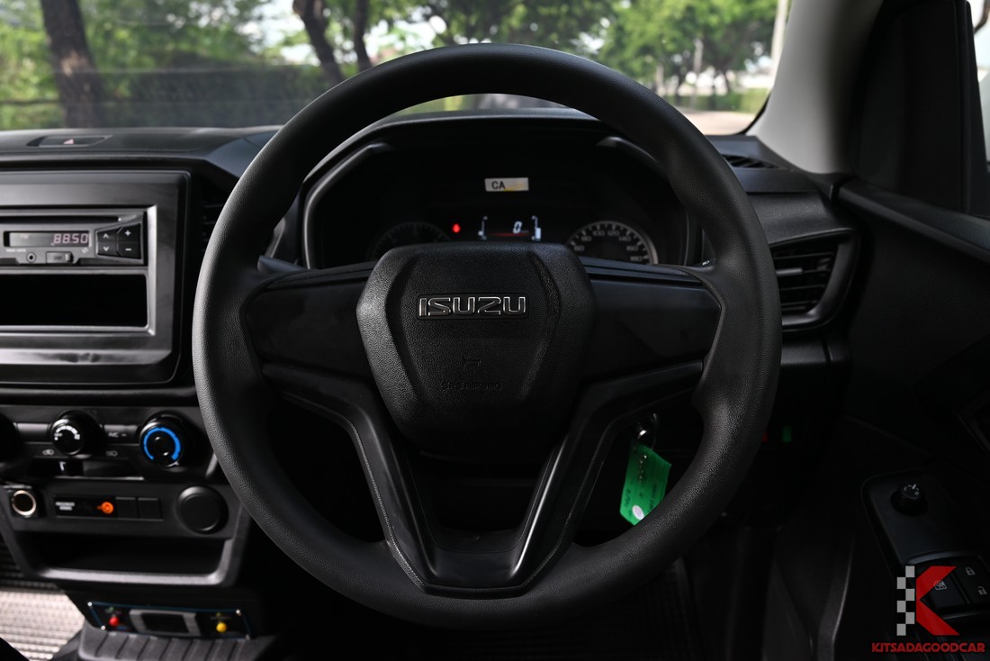 พวงมาลัยและเรือนไมล์ Isuzu D-MAX