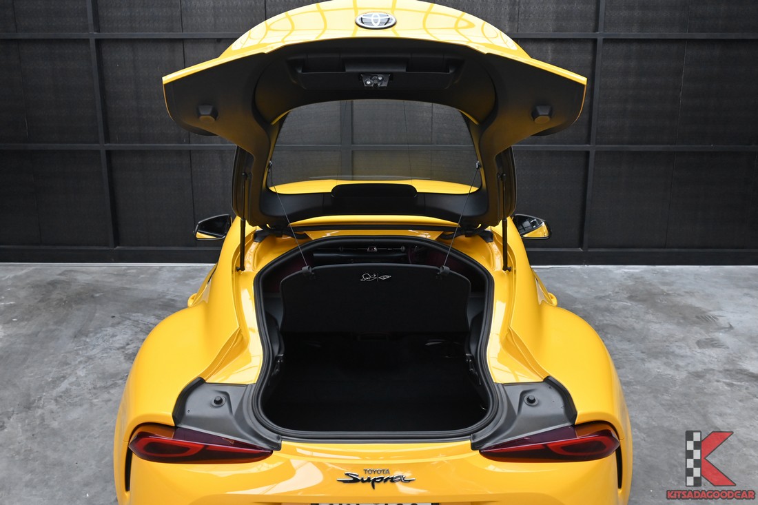 Toyota GR Supra 3.0 ปี 2021 มือสอง สีเหลือง รหัส AII ภาพรถจริง 6