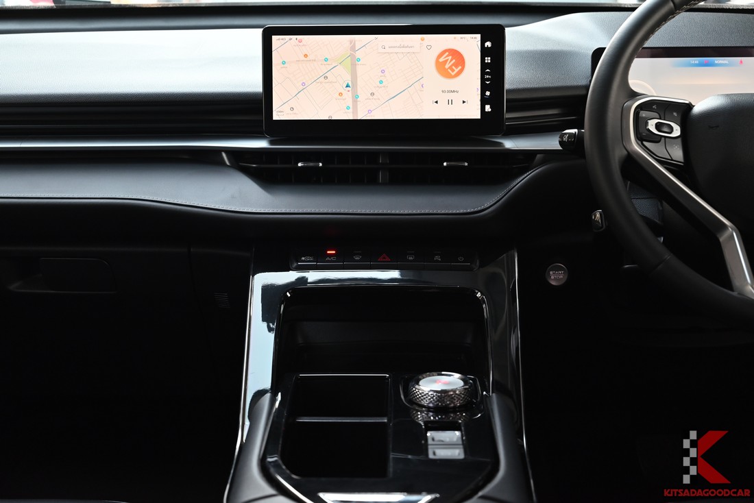 คอนโซลกลาง หน้าจออินโฟเทนเมนต์