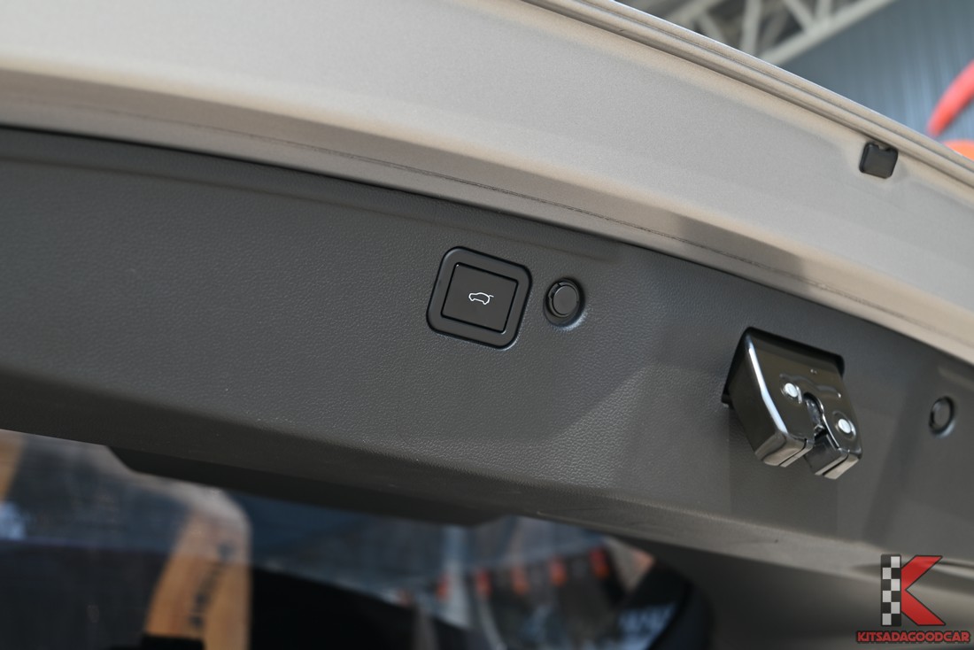 ปุ่มฝาท้ายไฟฟ้า HAVAL H6