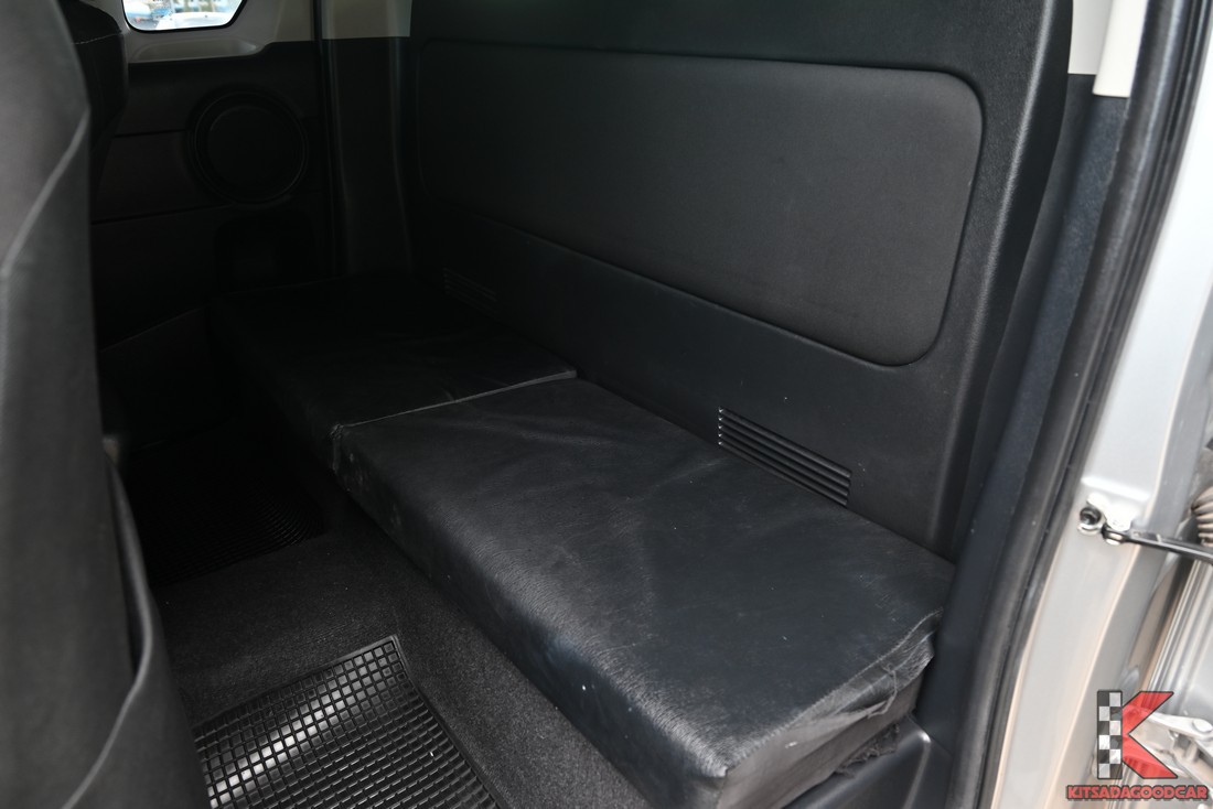 Toyota HILUX REVO แค็บเปิดได้