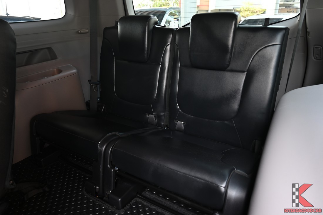 เบาะท้ายแถวสุดท้าย Pajero Sport