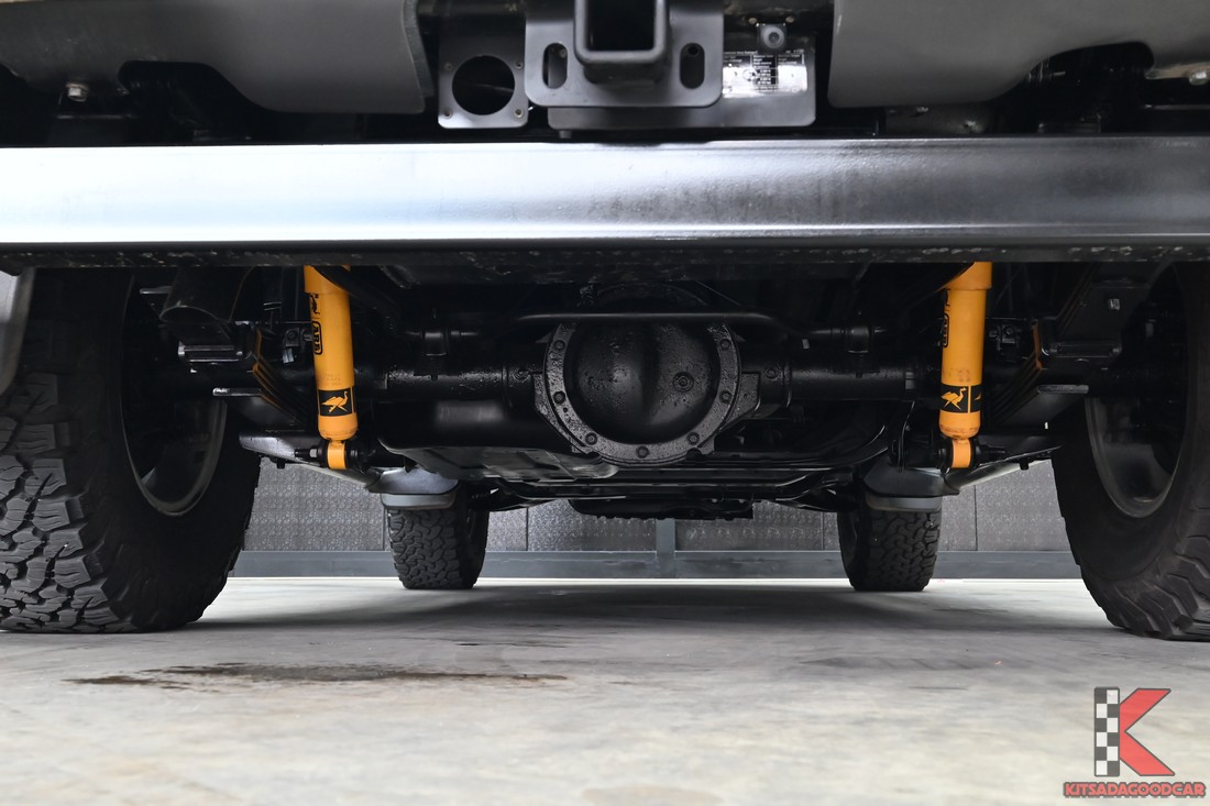Hummer H3 3.7 4WD 2010 มือสอง กระจังหน้าและไฟหน้า