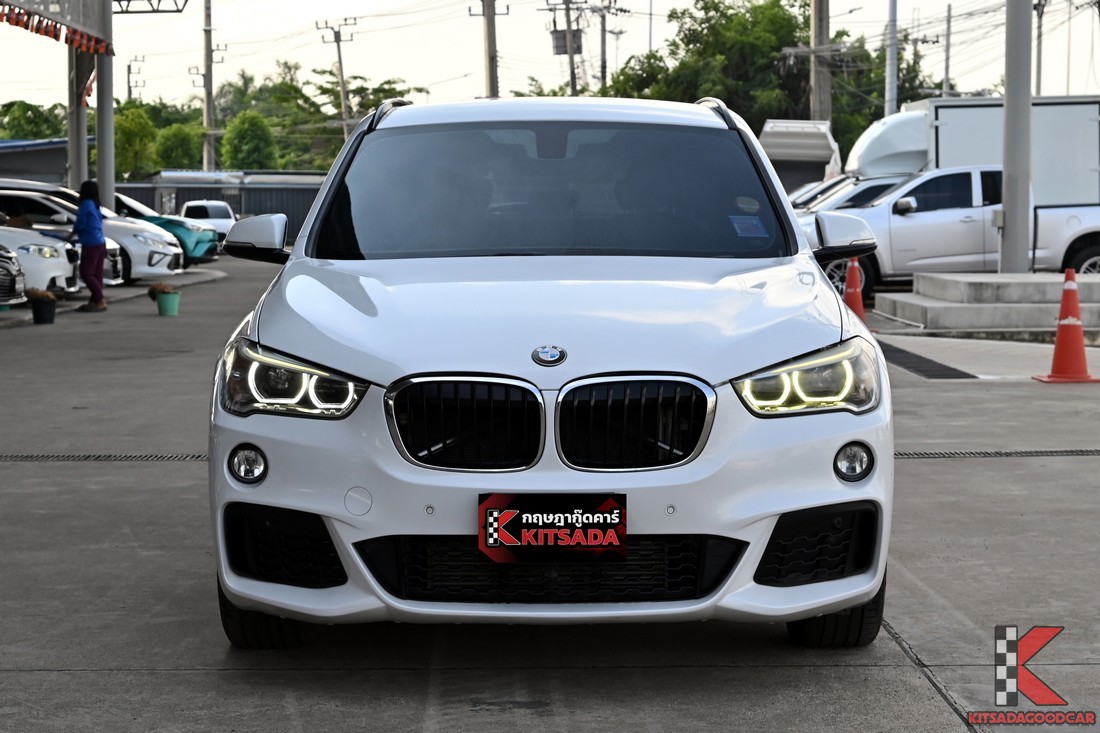 BMW X1 2017 ด้านหน้าเต็มคัน
