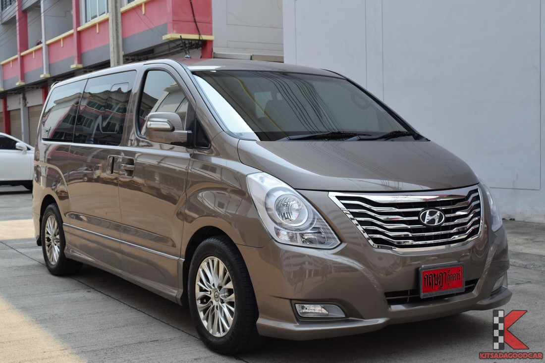 รถม อสอง Hyundai Grand Starex 2 5 ป 14 Vip Wagon At