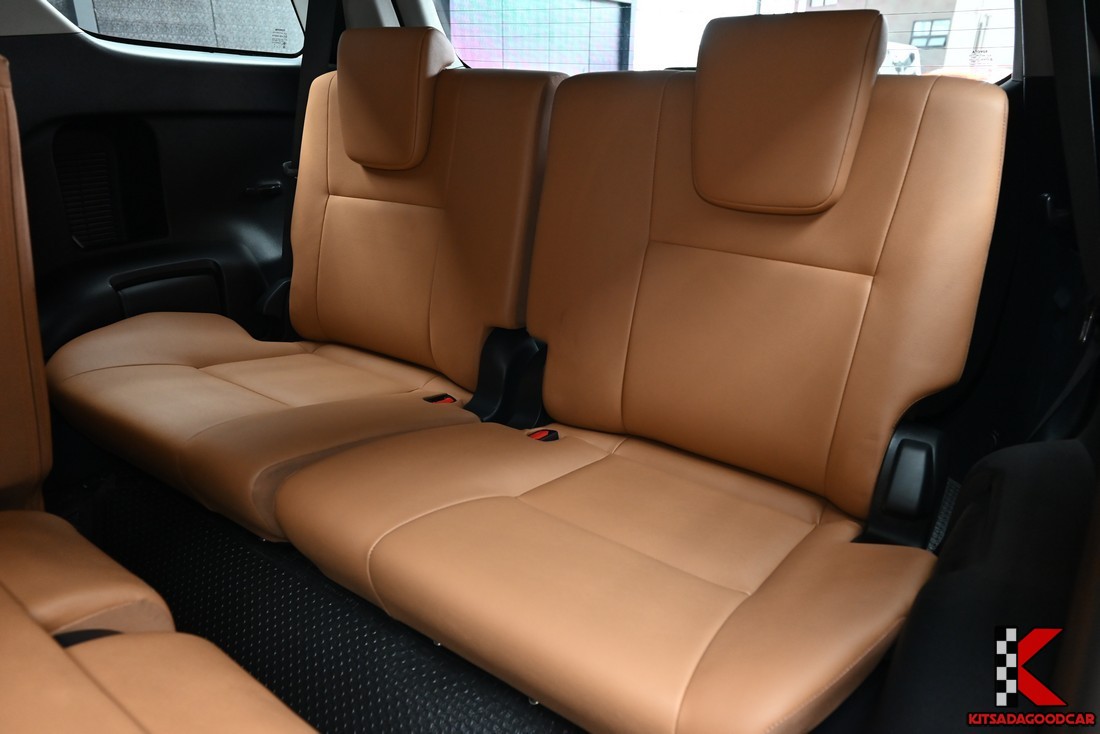 Toyota Fortuner 2.8 V 4WD 2016 มือสอง ห้องเครื่องดีเซล 2.8