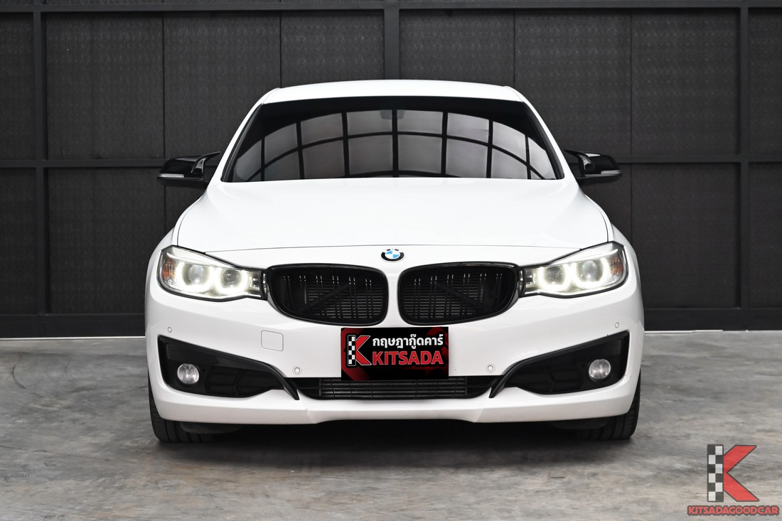 BMW 320d F34 Gran Turismo Sport ปี 2015 สีขาว มุมด้านหน้า