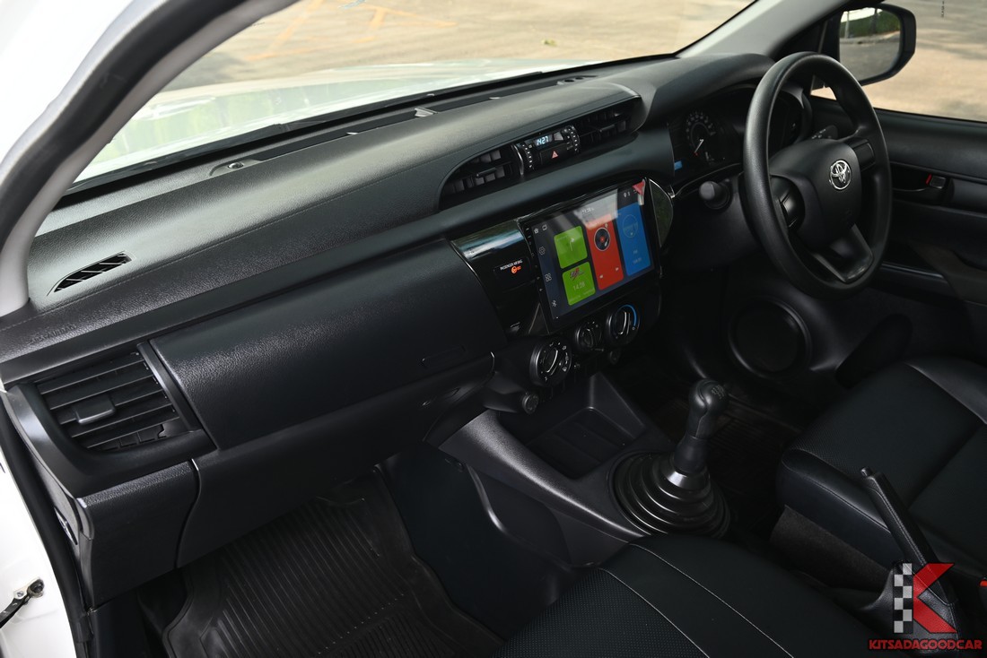 คอนโซลหน้าและจอ Android Hilux Revo
